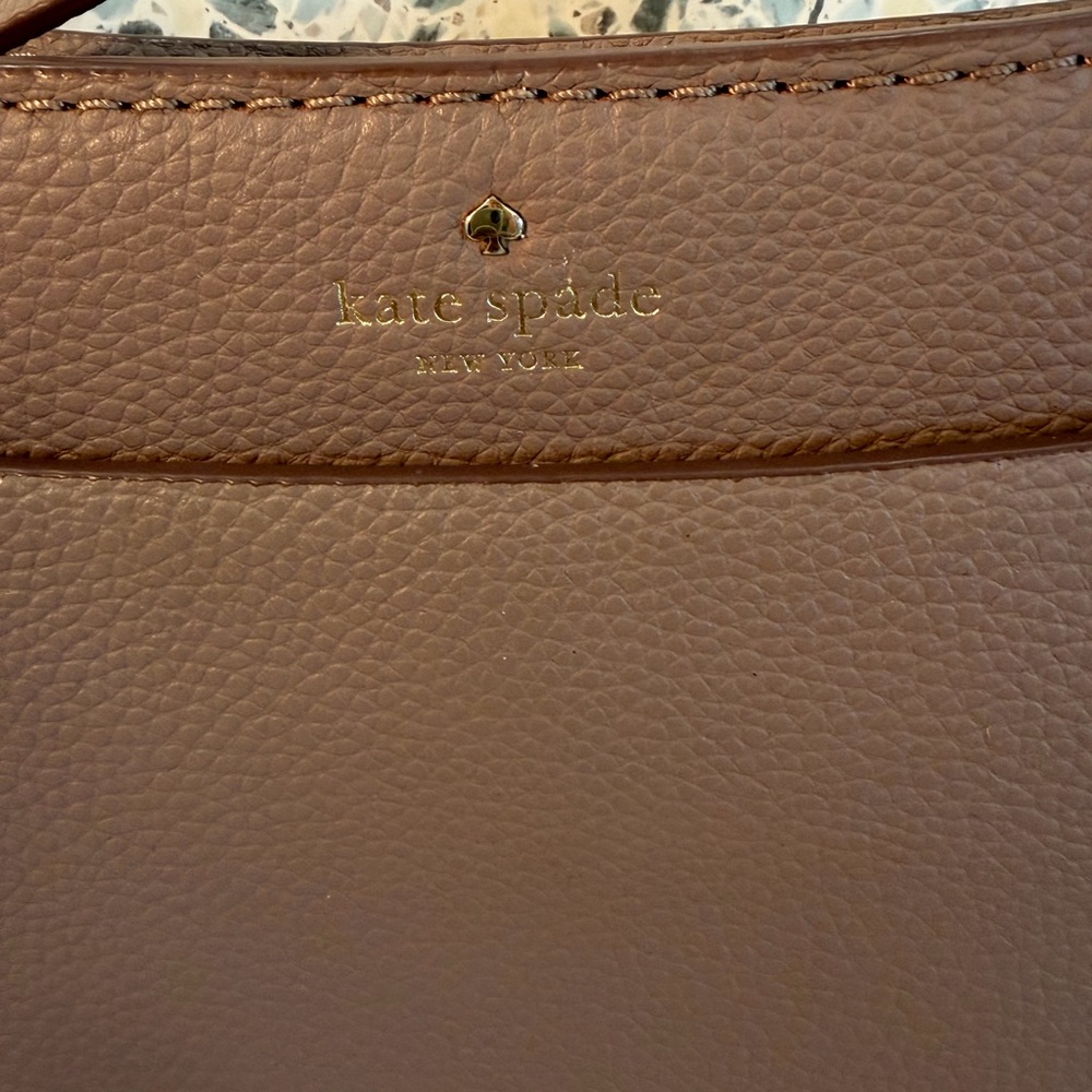 Kate Spade Orchard Street Hemsley Crossbody Taupe Pebbled - Picture 5 of 8